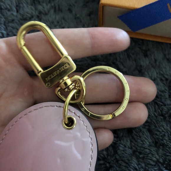 Louis Vuitton heart bag charm SOLD - Picture 4 of 5